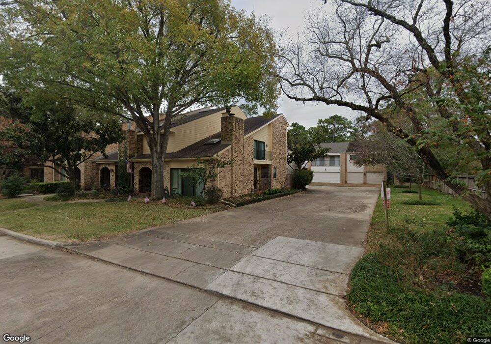 10115 Valley Forge Dr unit 22, Houston, TX 77042 - photo 1