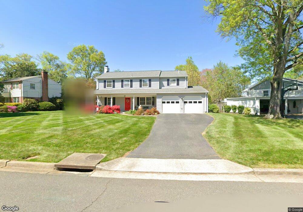 9026 Greylock St, Alexandria, VA 22308 - photo 1