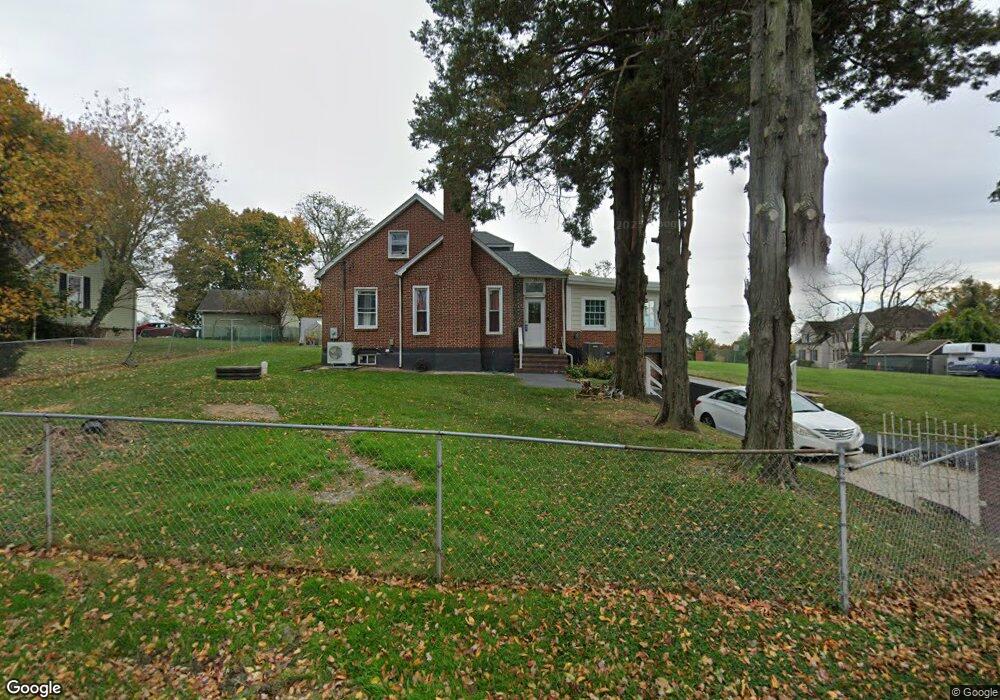 5629 Old Court Rd, Windsor Mill, MD 21244 - photo 1