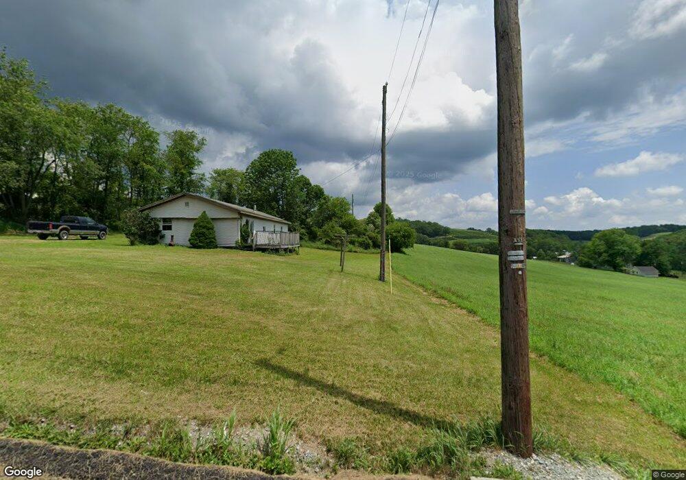 1022 High Dr, Tamaqua, PA 18252 - photo 1