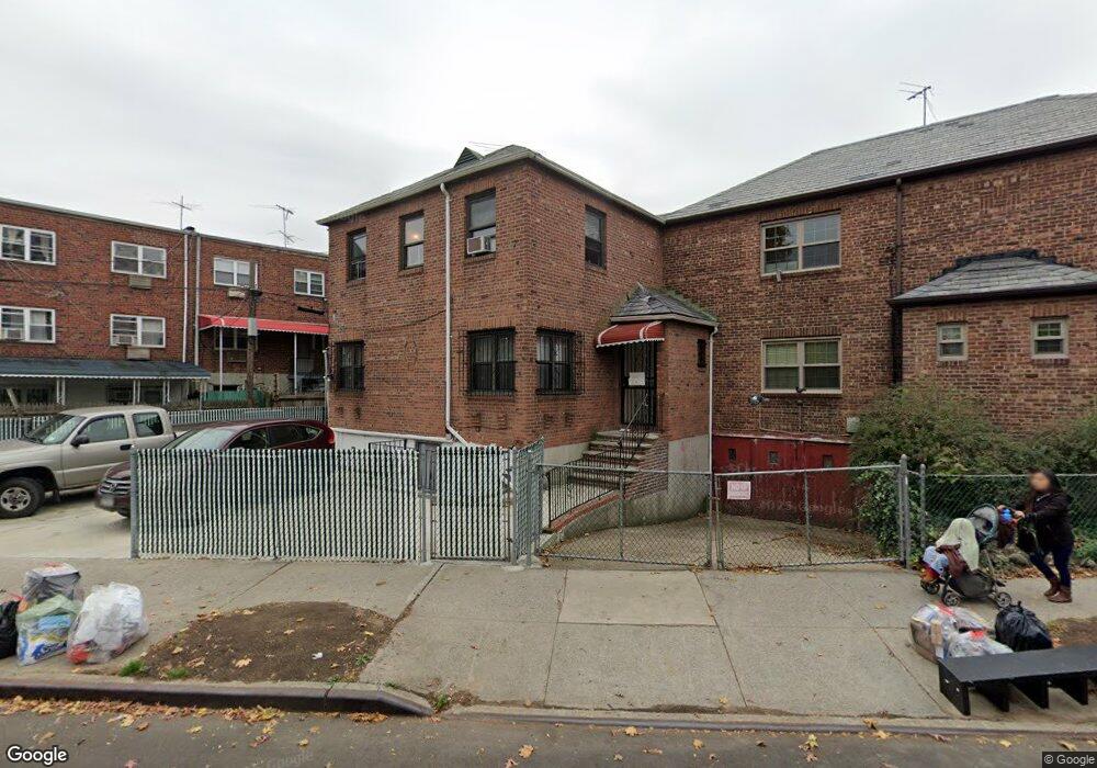 4136 94th St, Elmhurst, NY 11373 - photo 1