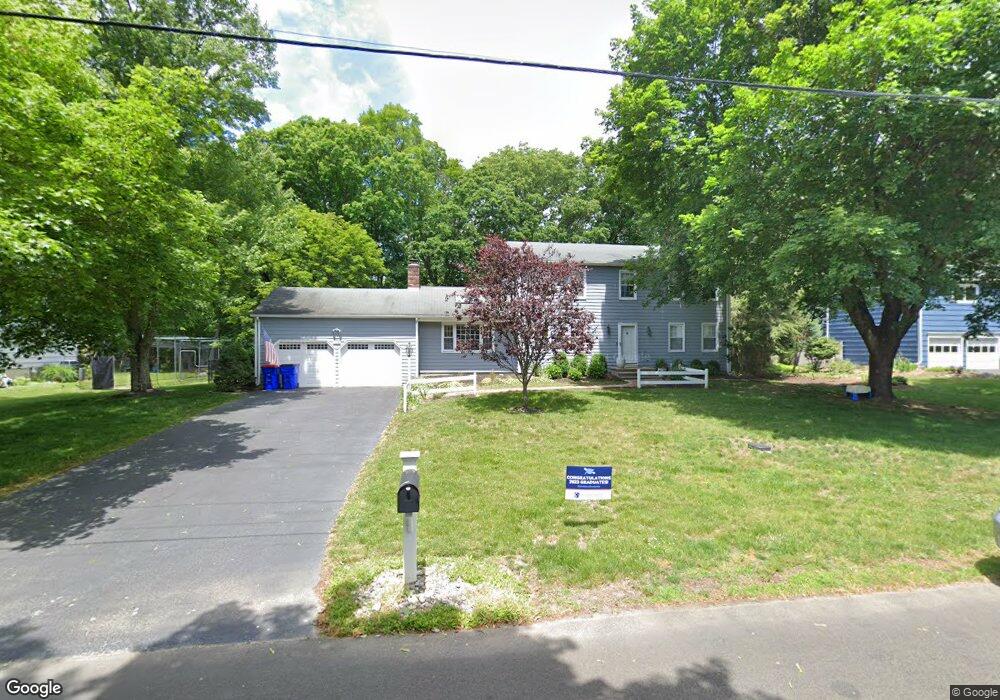 120 Trillium Rd, Fairfield, CT 06824 - photo 1