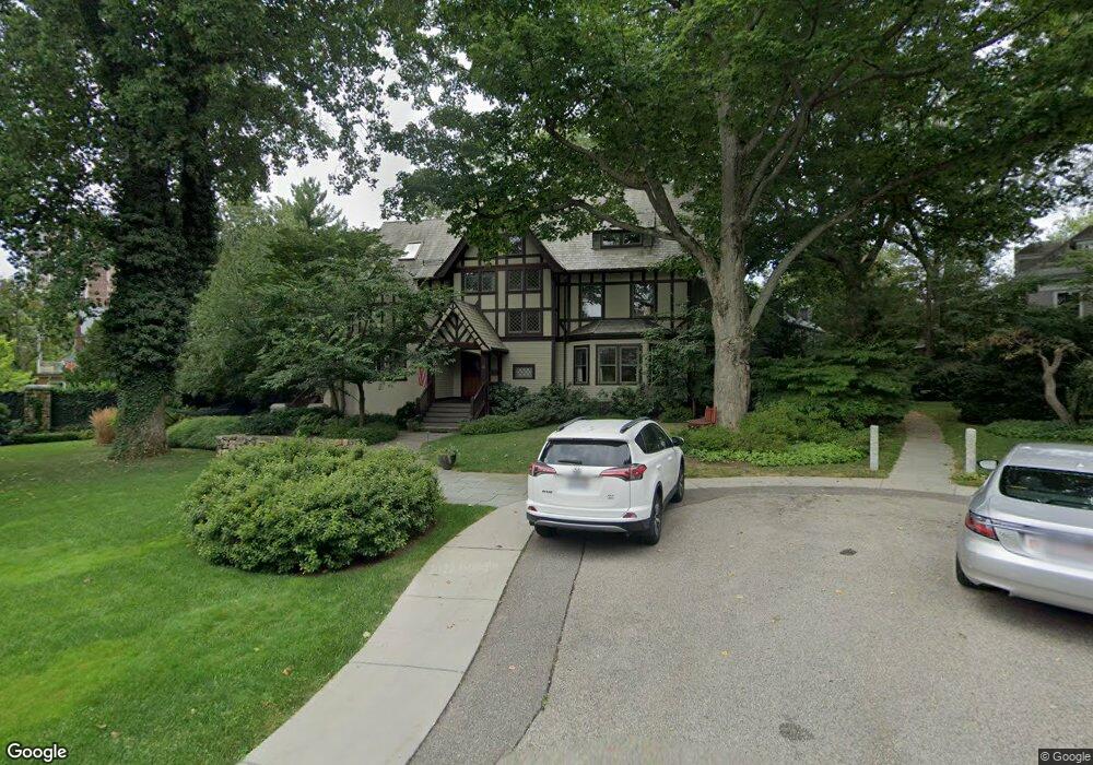 26 Hubbard Park Rd, Cambridge, MA 02138 - photo 1