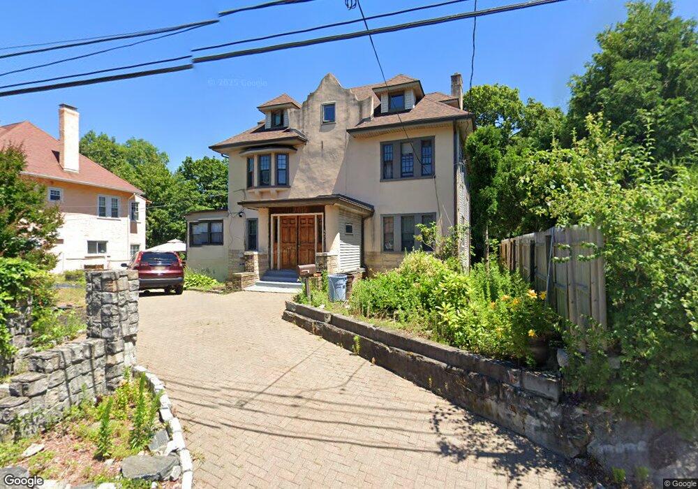 44 Mcintyre St, Bronxville, NY 10708 - photo 1