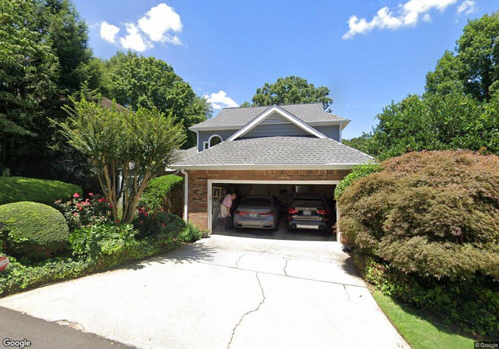 10140 Kinross Rd, Roswell, GA 30076 - photo 1