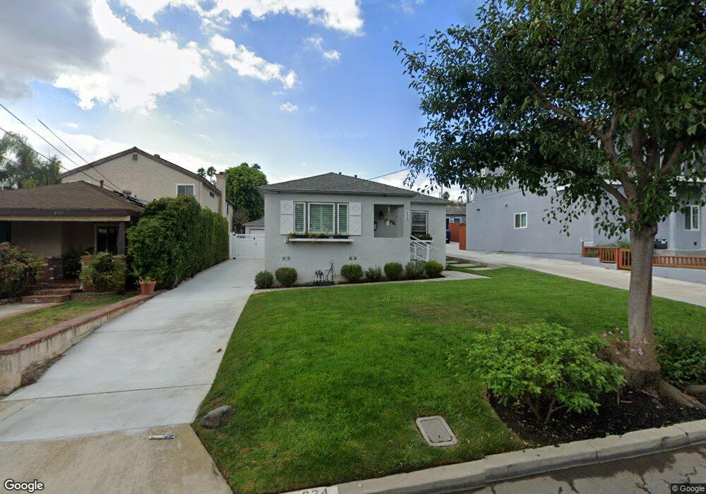 624 W Walnut Ave, El Segundo, CA 90245 - photo 1