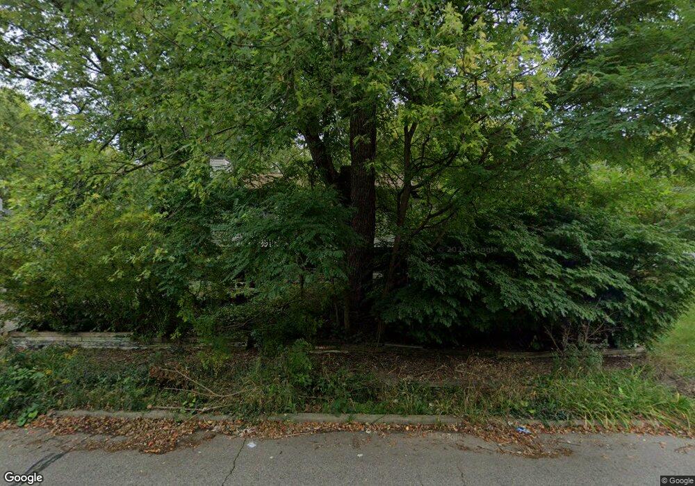 5437 Hughes Rd, Lansing, MI 48911 - photo 1