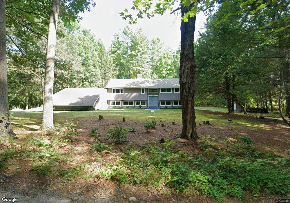 10 Lawrence Ln, Hollis, NH 03049 - photo 1