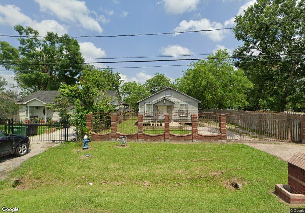 10140 Larry St, Houston, TX 77093 - photo 1