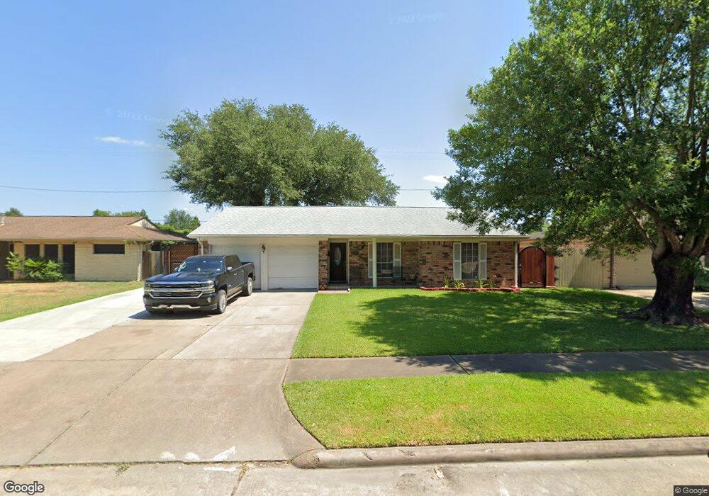 1122 Twin Falls Rd, Houston, TX 77088 - photo 1