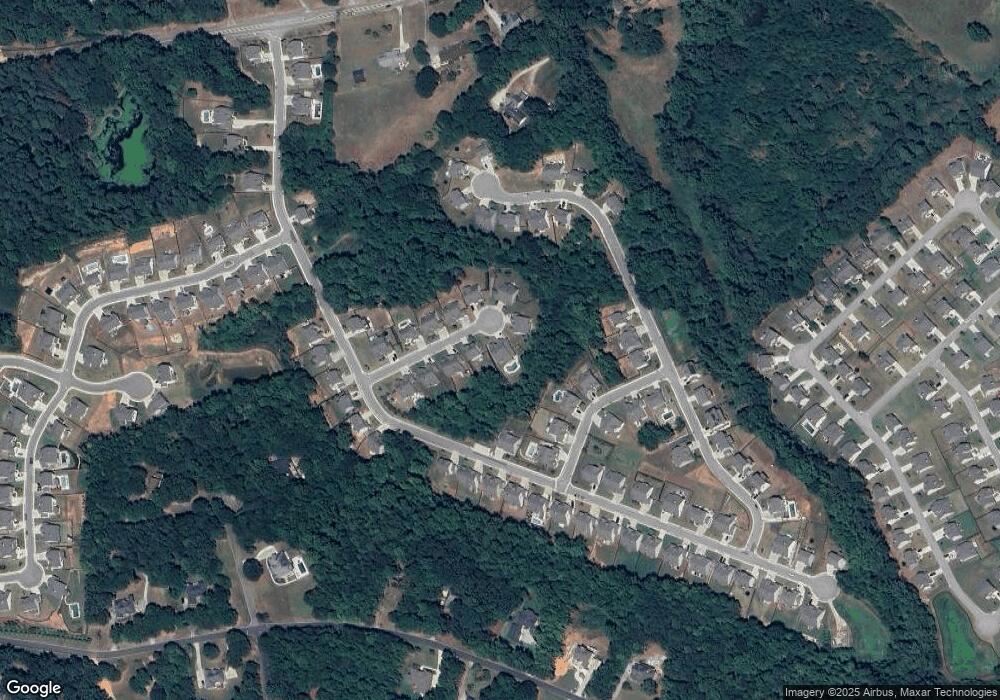 350 Hemlock Ct, Hoschton, GA 30548 - photo 1