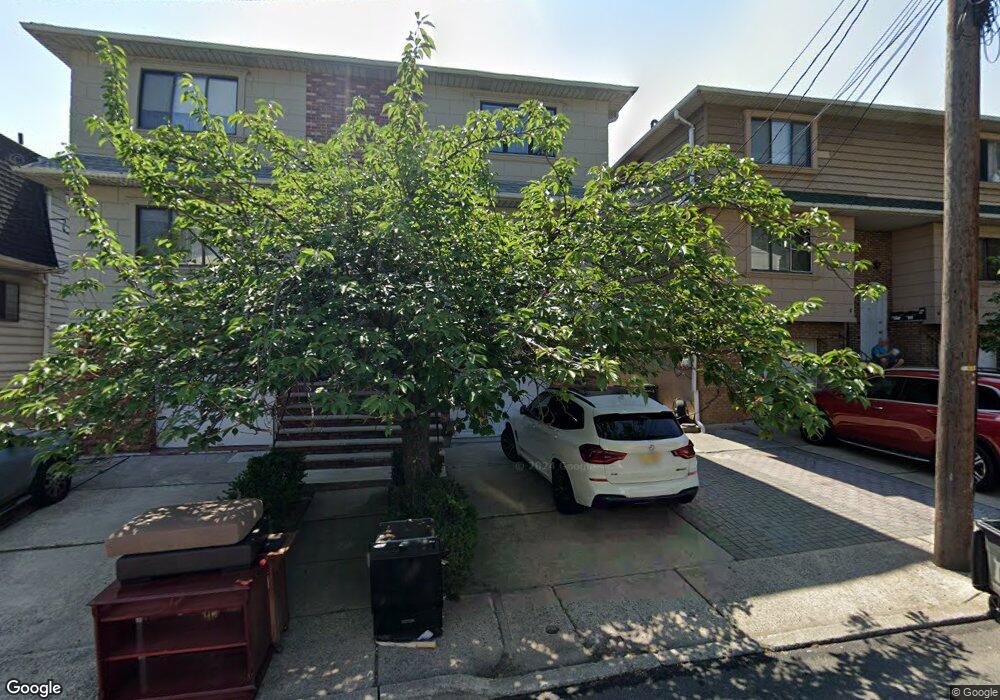 10 Manhattan Place unit C0300, Cliffside Park, NJ 07010 - photo 1