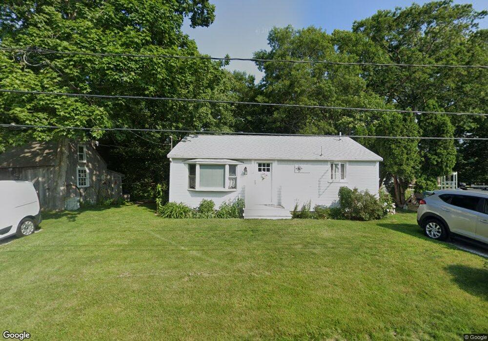 11 Kennedy Pkwy, Plymouth, MA 02360 - photo 1
