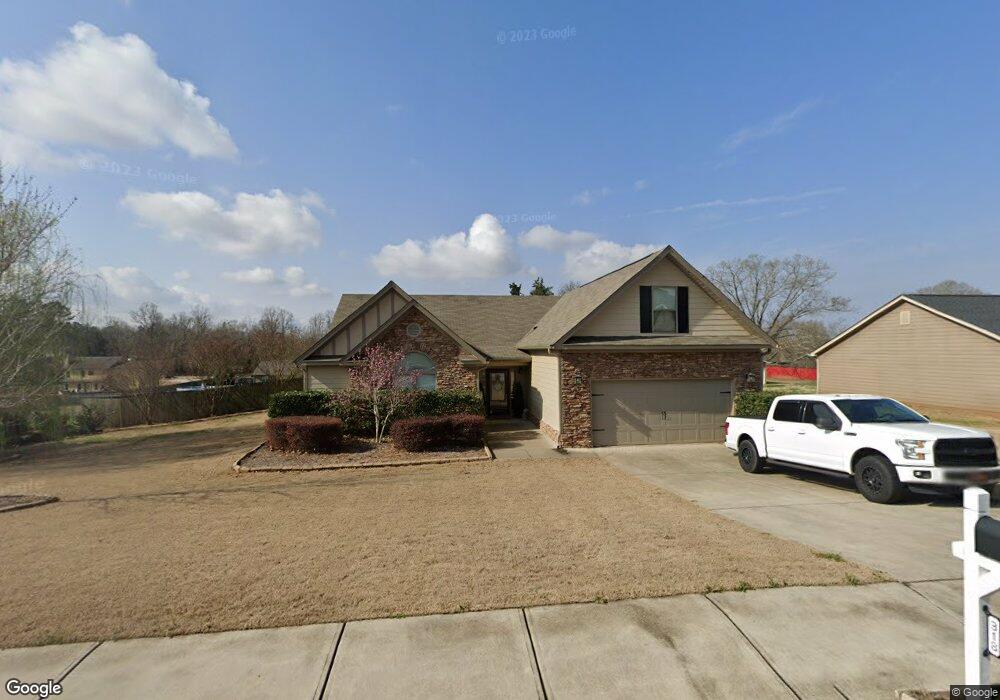 318 Deer Run Dr, Jefferson, GA 30549 - photo 1