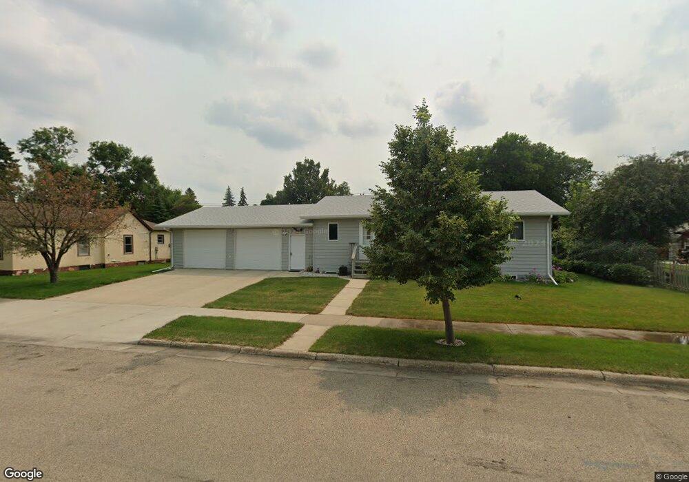 521 1st St W, Jamestown, ND 58401 - photo 1
