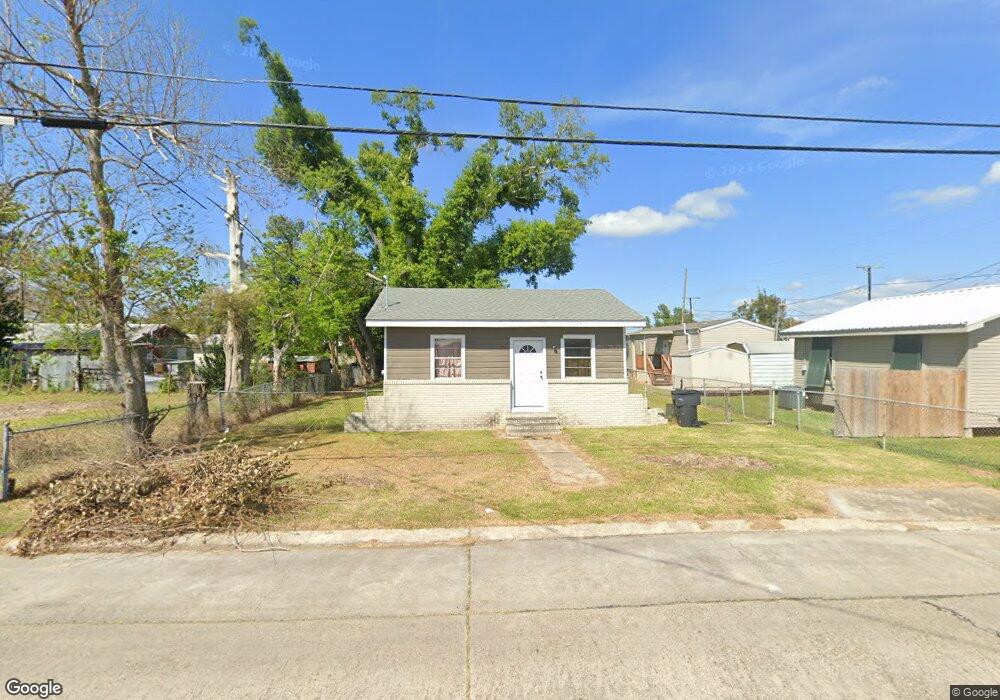 1327 Ellender St, Houma, LA 70363 - photo 1