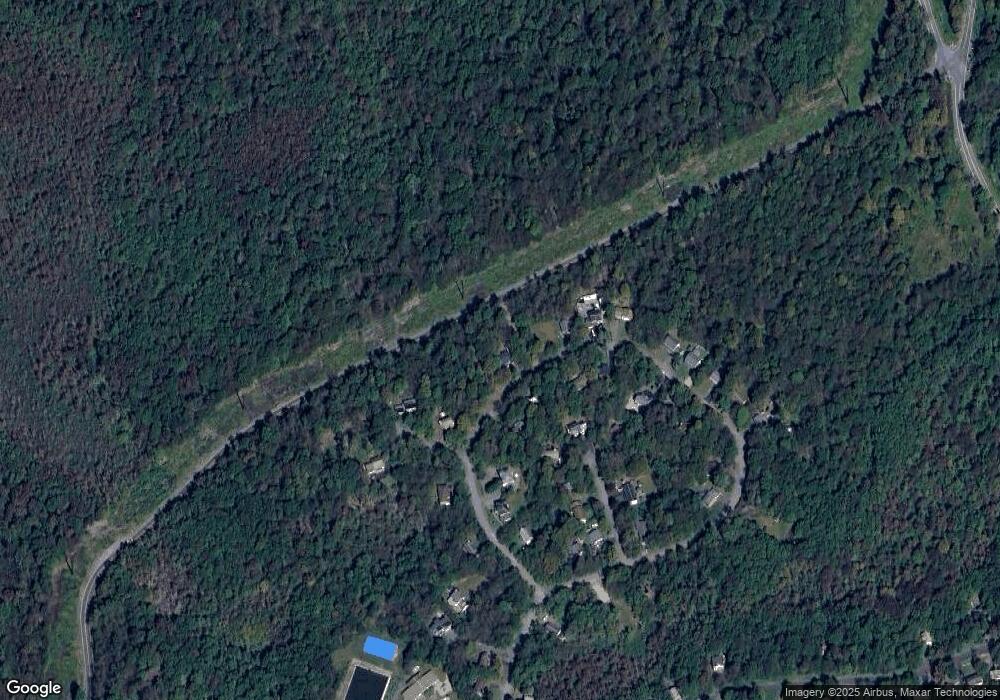 9685 Stony Hollow Cir, Tobyhanna, PA 18466 - photo 1