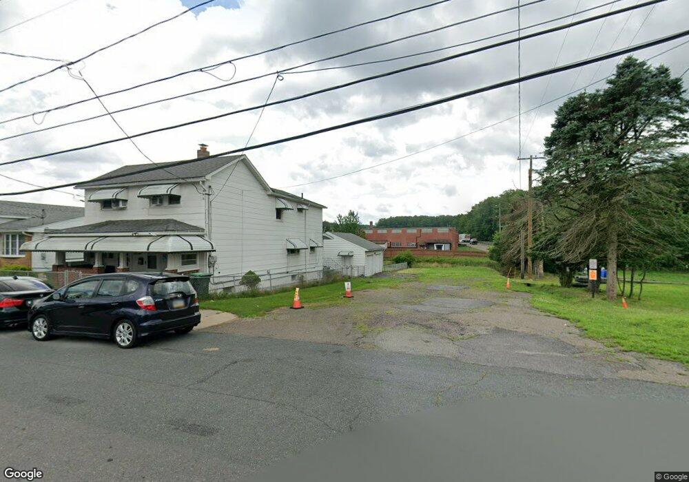 144 W Sherman St, McAdoo, PA 18237 - photo 1