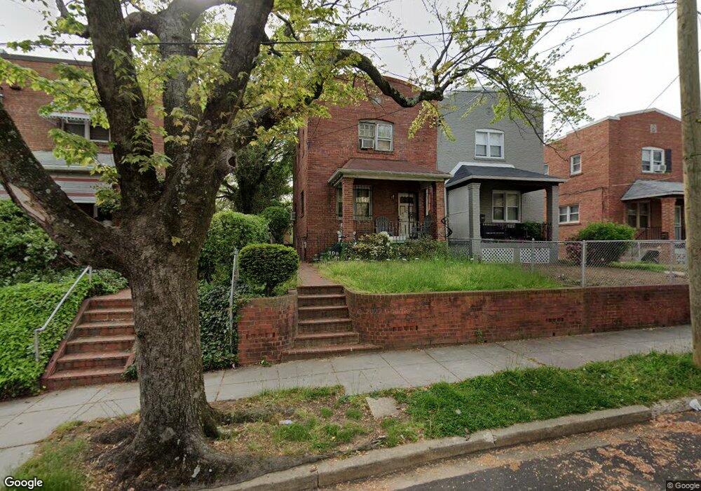108 46th Place NE, Washington, DC 20019 - photo 1