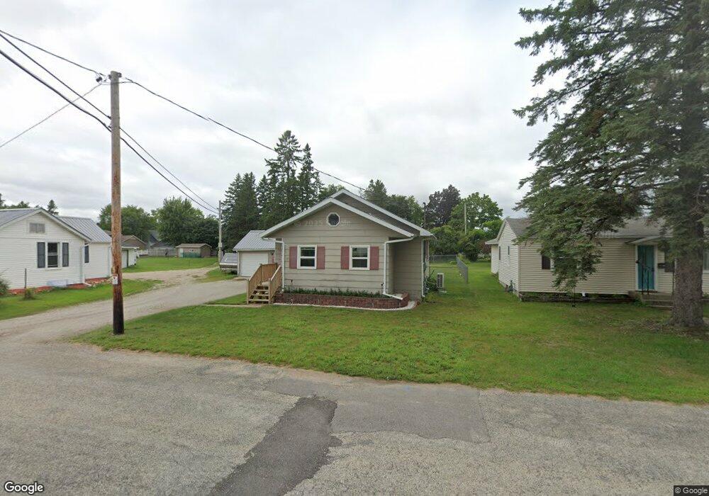 2520 15th Ave, Menominee, MI 49858 - photo 1