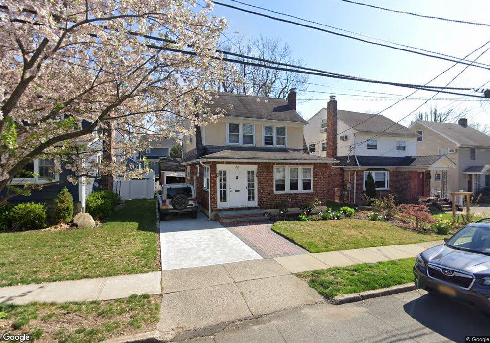 66 Bar Beach Rd, Port Washington, NY 11050 - photo 1