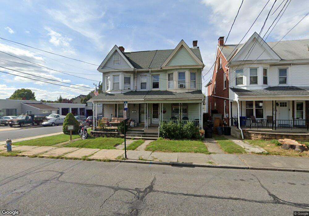 749 Chestnut St, Emmaus, PA 18049 - photo 1