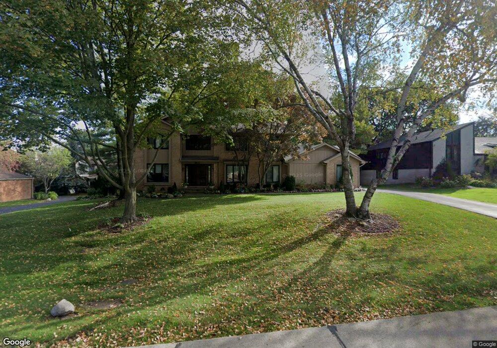 3802 Spanish Oaks Dr, West Bloomfield, MI 48323 - photo 1