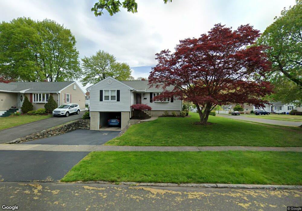 80 Leighton Dr, Stratford, CT 06614 - photo 1