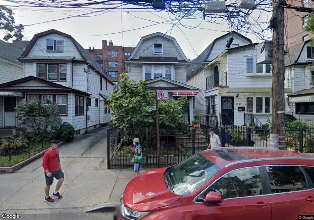 4266 Hampton St, Elmhurst, NY 11373 - photo 1