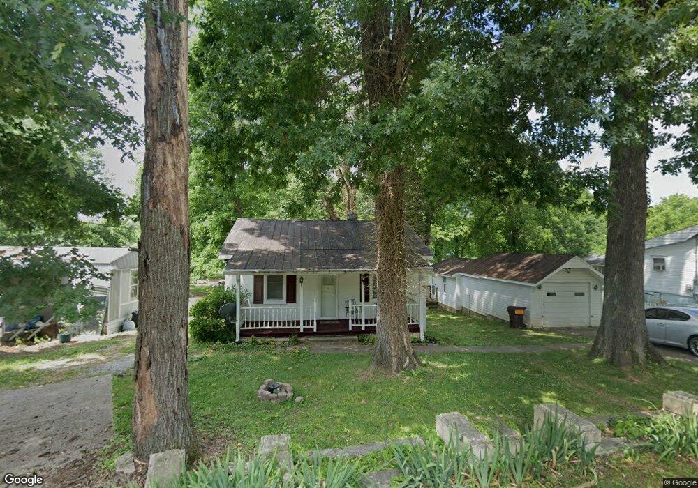 1322 Mapleash Ave, Columbia, TN 38401 - photo 1