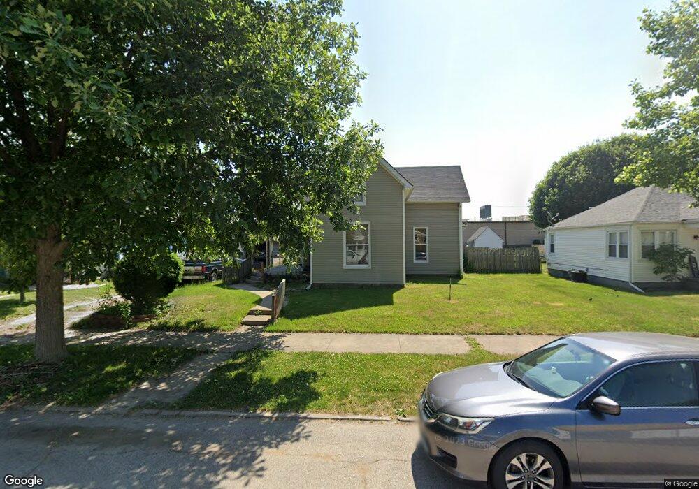 1301 S Columbia St, Frankfort, IN 46041 - photo 1
