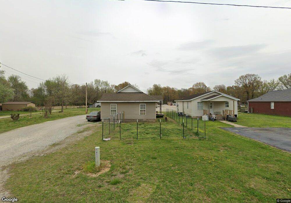 809 Mcpherson St unit 811, Paragould, AR 72450 - photo 1