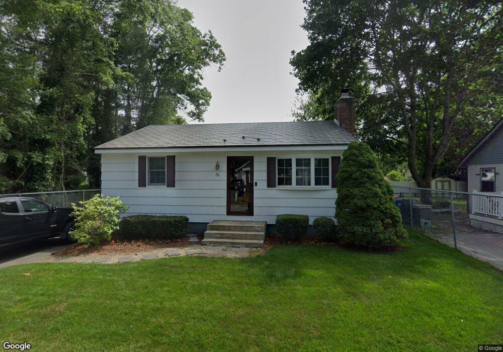 32 Fearing St, Buzzards Bay, MA 02532 - photo 1