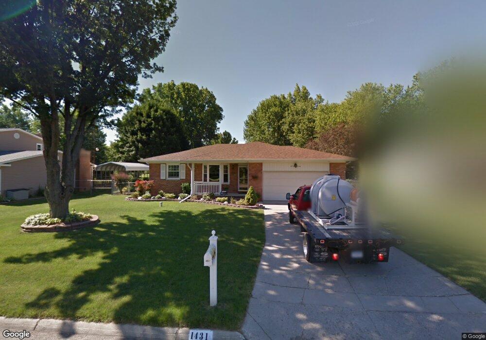 1431 Watch Hill Dr, Flint, MI 48507 - photo 1