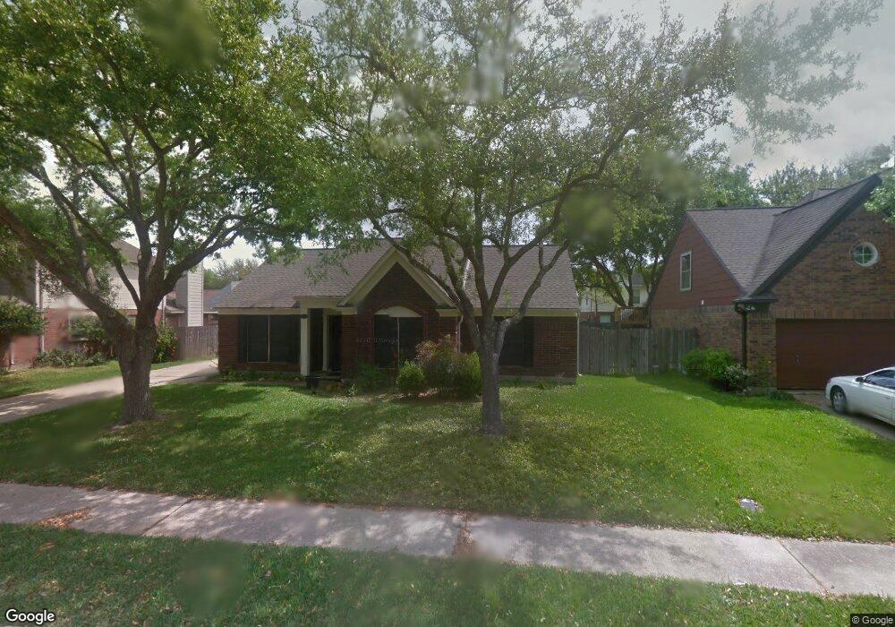 3905 Spring Garden Dr, Pearland, TX 77584 - photo 1