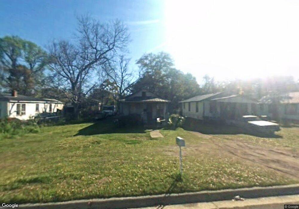 2306 Gordon St, Brunswick, GA 31520 - photo 1