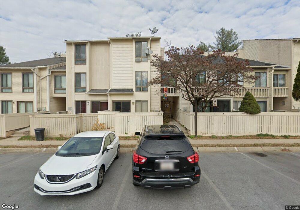 10017 Ridgeline Dr, Burtonsville, MD 20866 - photo 1