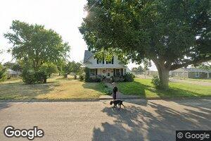 612 Park St, Quinter, KS 67752