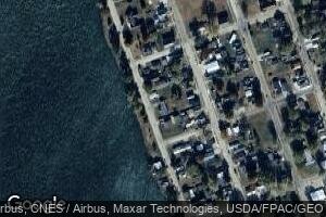811 Lake St, Sabula, IA 52070