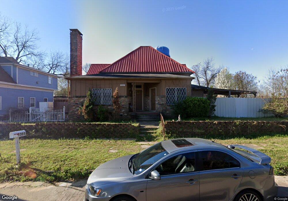 1301 Nolthenius St, Texarkana, TX 75501 - photo 1