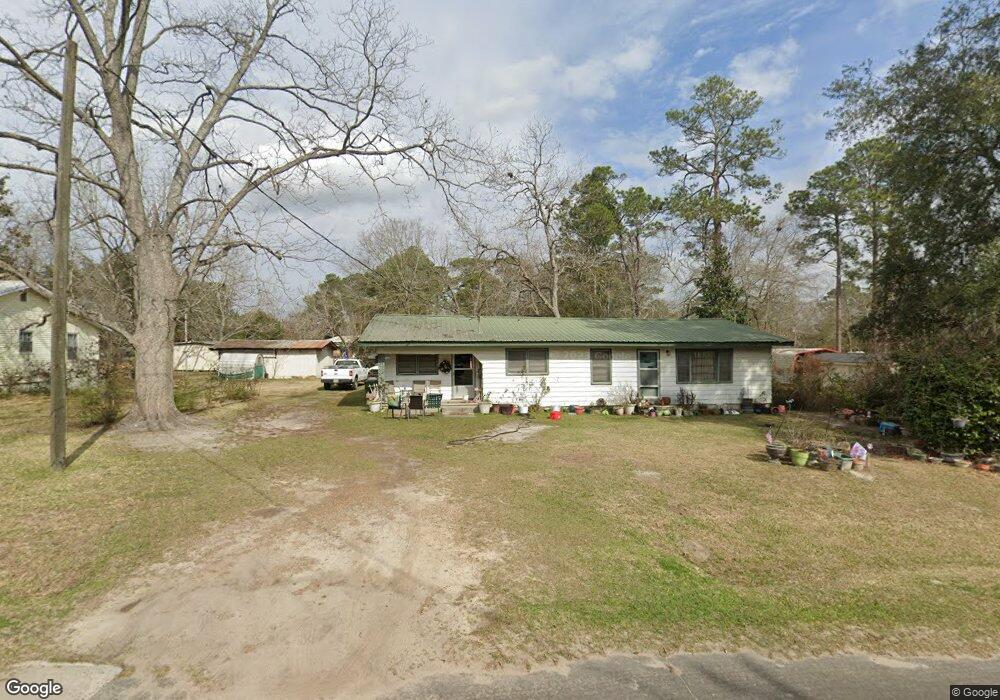 213 Lindale Ave, Moultrie, GA 31788 - photo 1