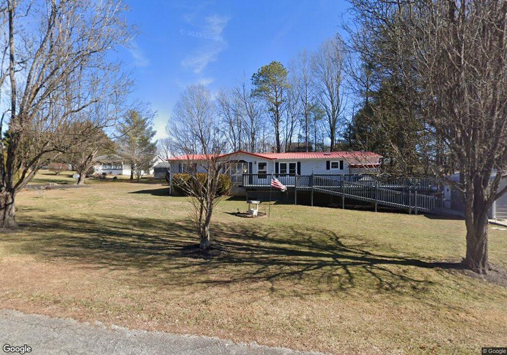 231 Bolton Ct, Hendersonville, NC 28792 - photo 1