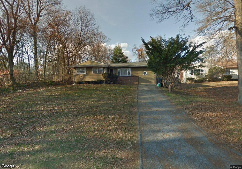 36 Hiawatha Lane Extension, Westport, CT 06880 - photo 1