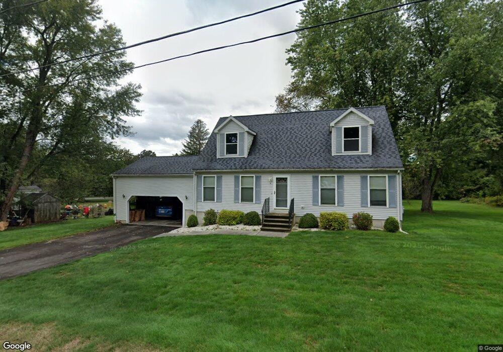 5 Breezy Ln, Granby, MA 01033 - photo 1