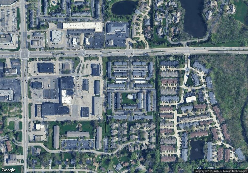 1138 Canterbury Square N, Indianapolis, IN 46260 - photo 1