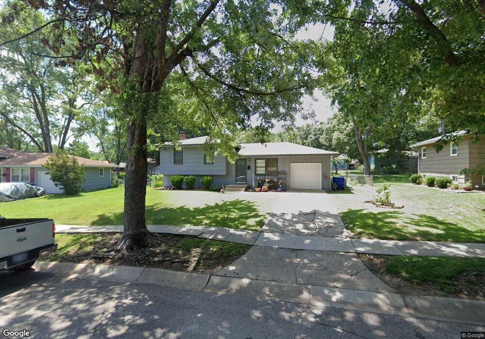 7108 Melrose Ln, Shawnee, KS 66203 - photo 1