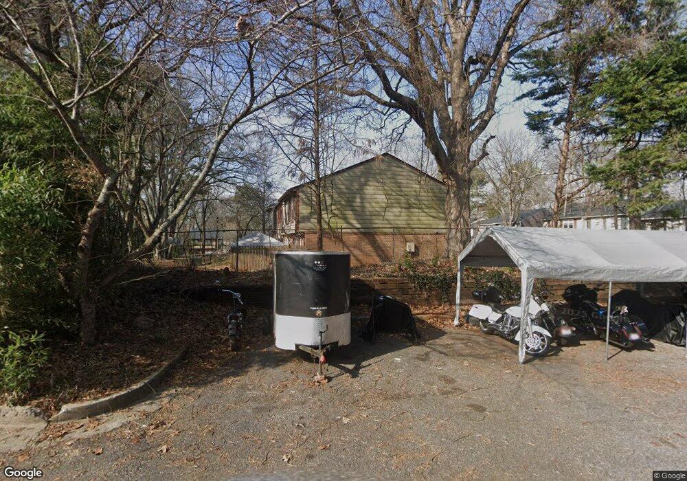 138 Oaktree Square, Athens, GA 30606 - photo 1