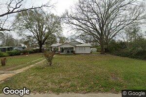 189 Walden St, Dozier, AL 36028