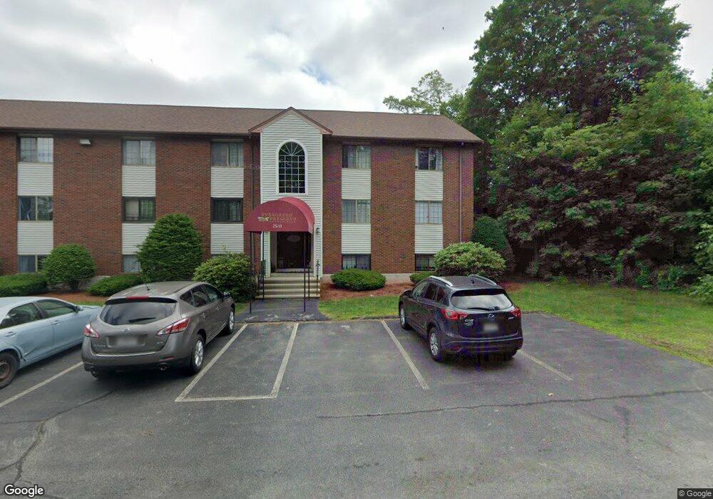 2510 Skyline Dr unit 7, Lowell, MA 01854 - photo 1