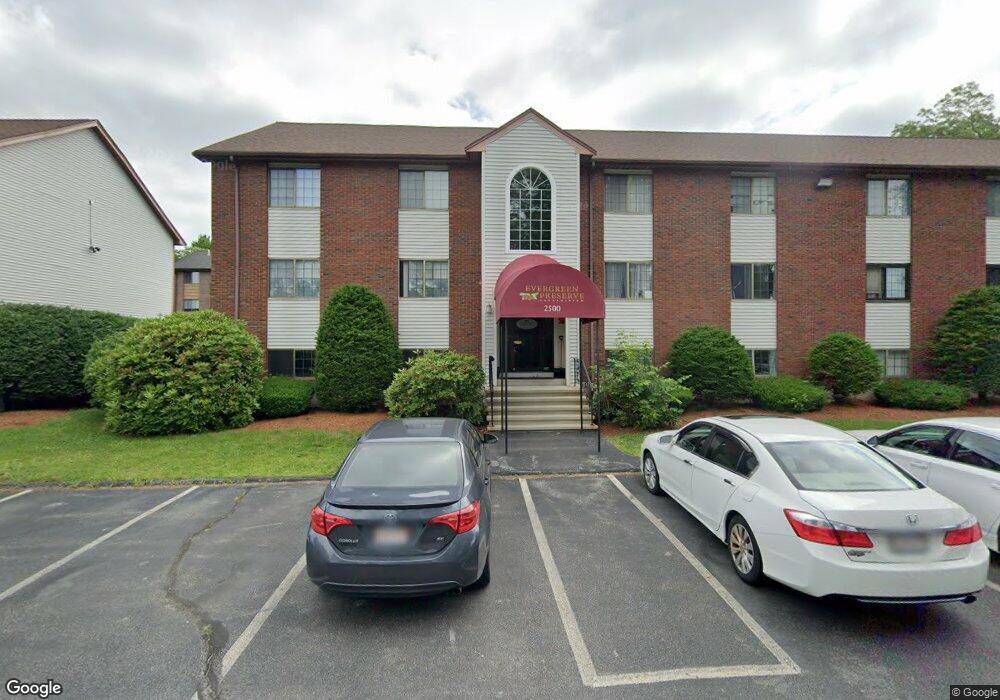 2500 Skyline Dr unit 6, Lowell, MA 01854 - photo 1